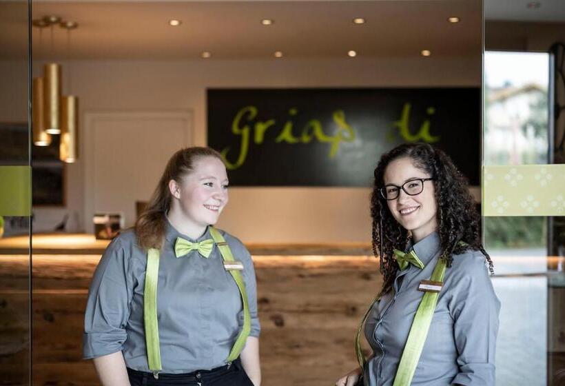 בית מלון כפרי Pfeiss