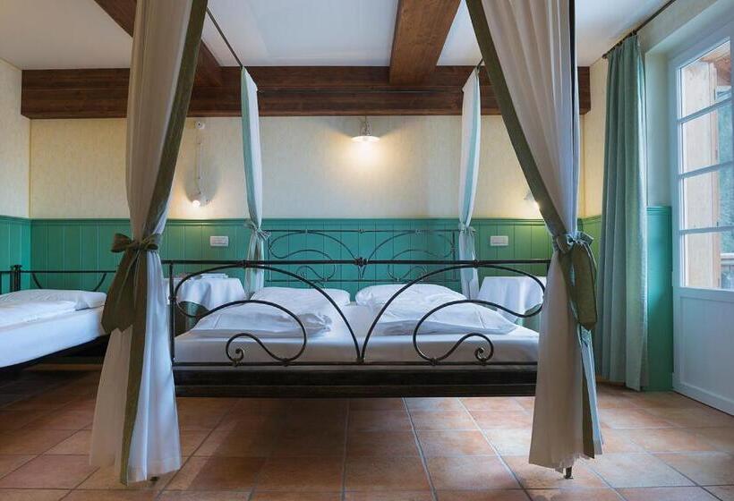 فندق Quinz   Locanda Al Lago