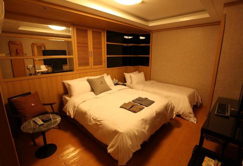 Ramses Motel