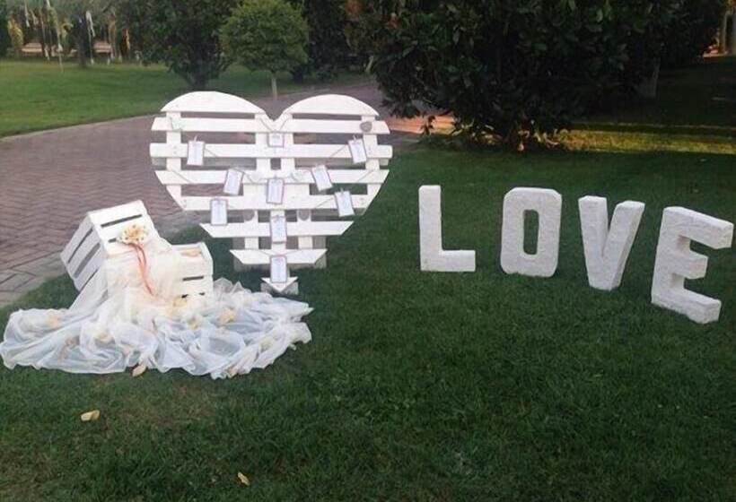 فندق Relais Madonna Di Campagna