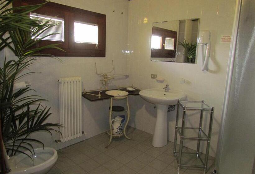 호텔 Ristorante Alloggio Ostello Amolara