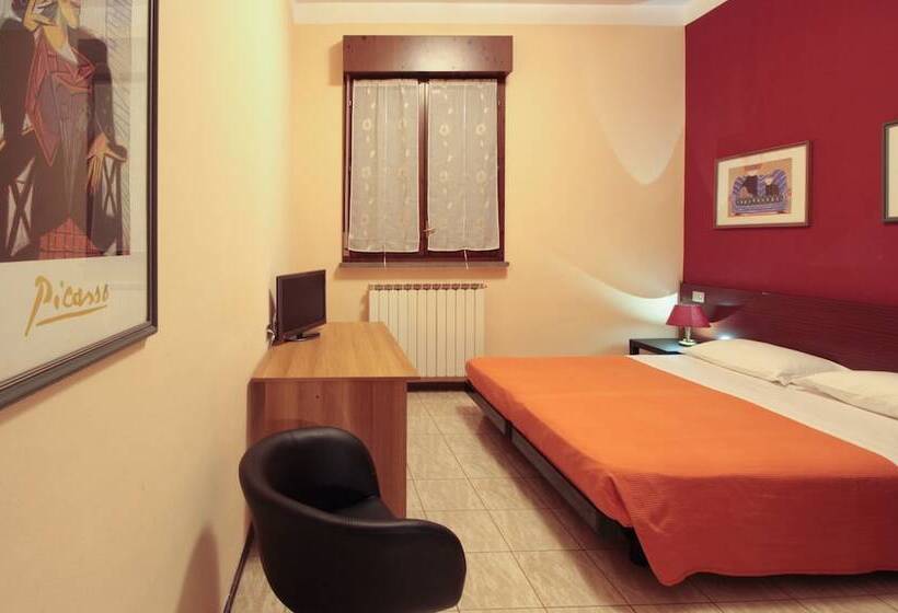 ホテル Rose & Crown