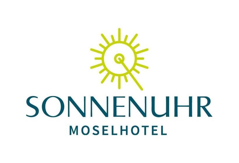 ホテル Sonnenuhr