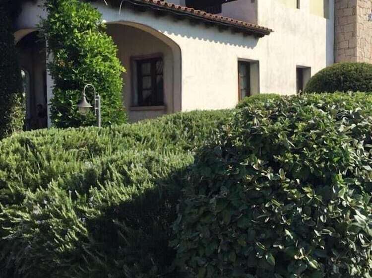 בית מלון כפרי Terra Di Gallura