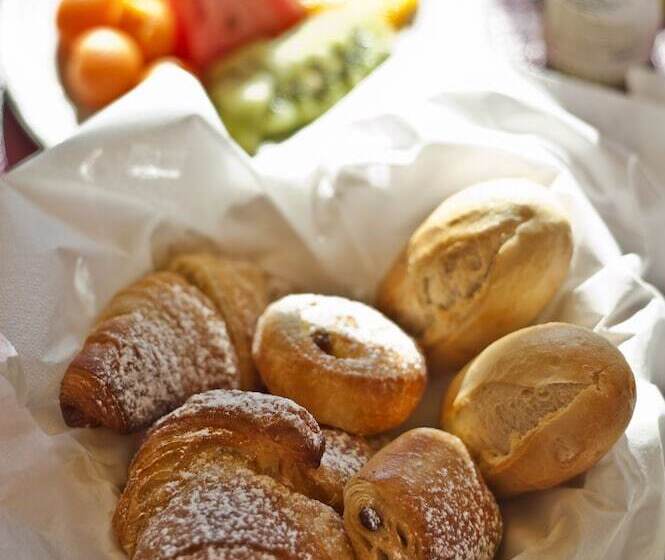 فندق Villa Iulia