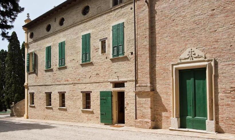 ホテル Villa Rinalducci