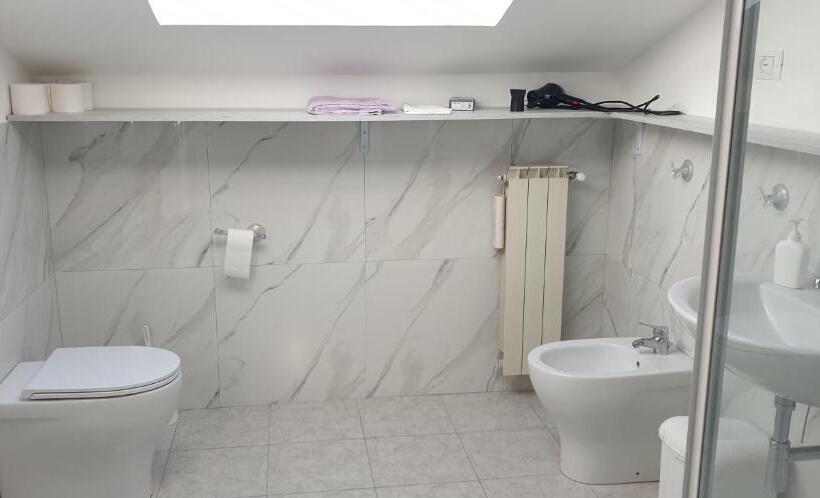 Le Acacie Rooms  Ex B&b