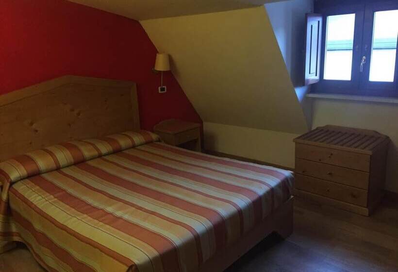 Lo Sciatore Hotel & Restaurant