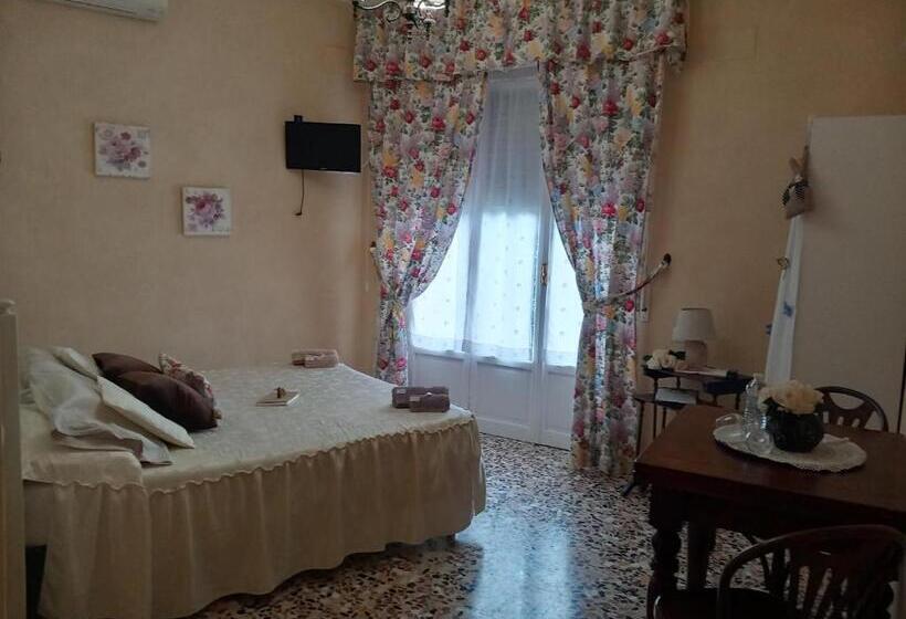 مبيت وإفطار Affittacamere Da Carla