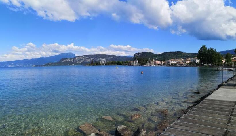 مبيت وإفطار Alessio Camere