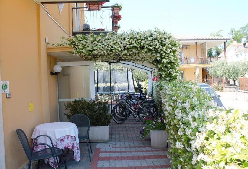 مبيت وإفطار Alessio Camere