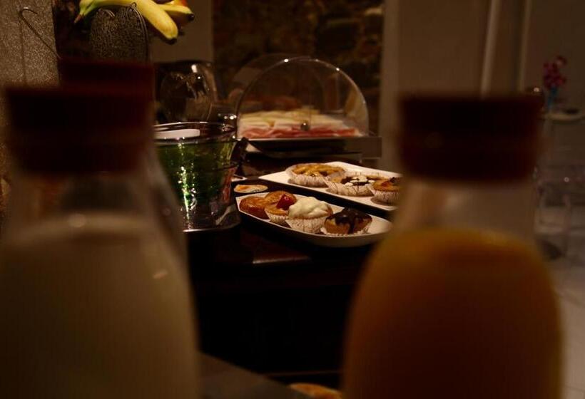 ベッドアンドブレックファースト Art Boutique Hotel Acchiappasogni