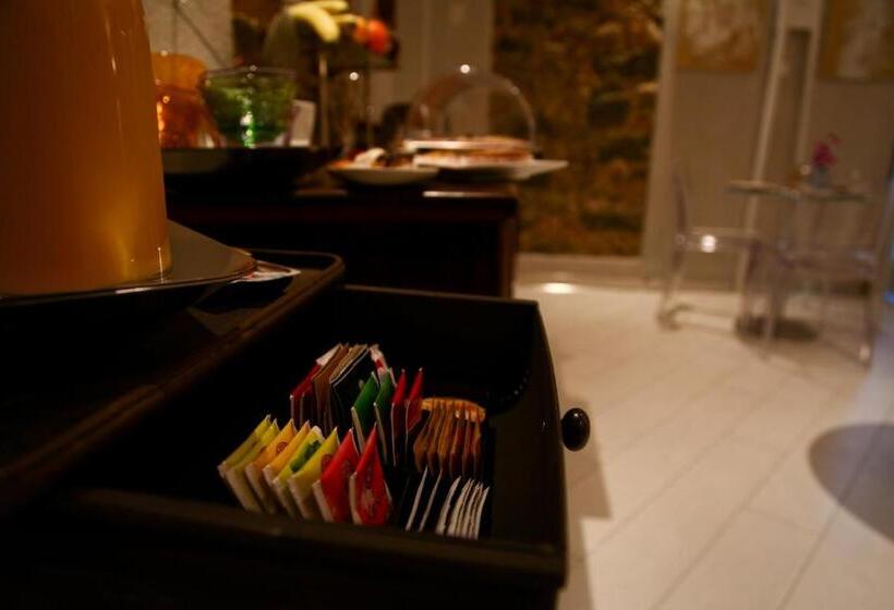 ベッドアンドブレックファースト Art Boutique Hotel Acchiappasogni