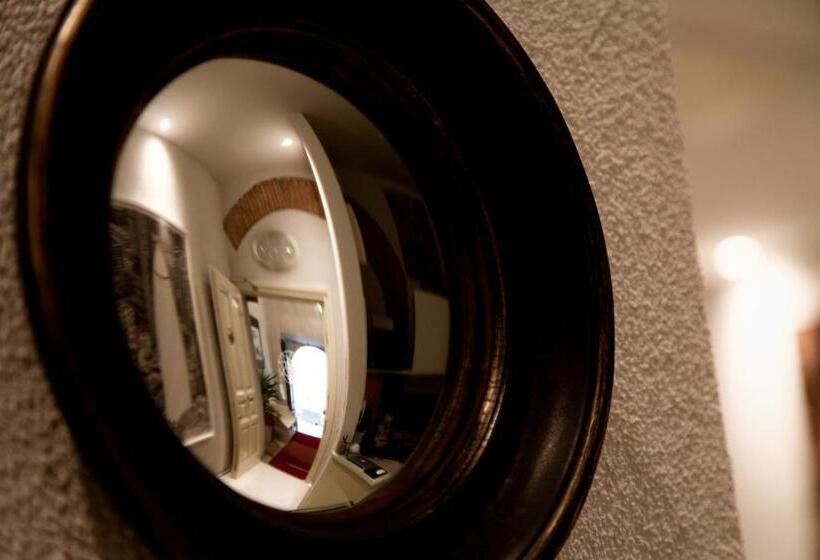 ベッドアンドブレックファースト Art Boutique Hotel Acchiappasogni