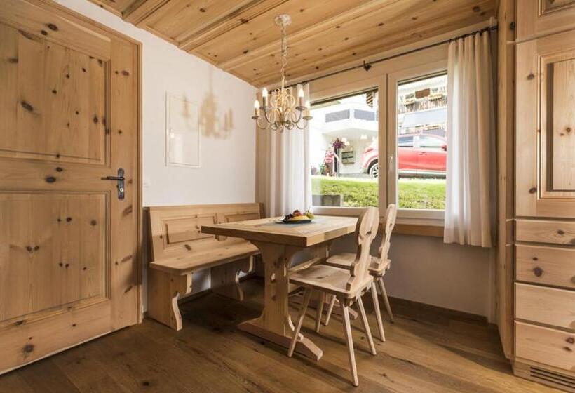 Bed & Breakfast Casa La Roda, Via Da Scola 2