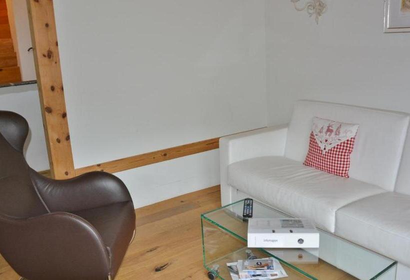 ベッドアンドブレックファースト Casa La Roda, Via Da Scola 2