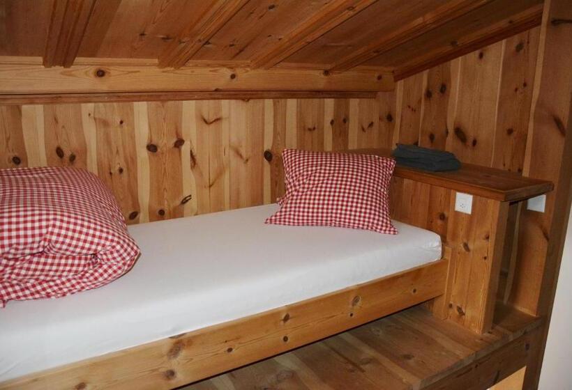 Bed & Breakfast Casa La Roda, Via Da Scola 2