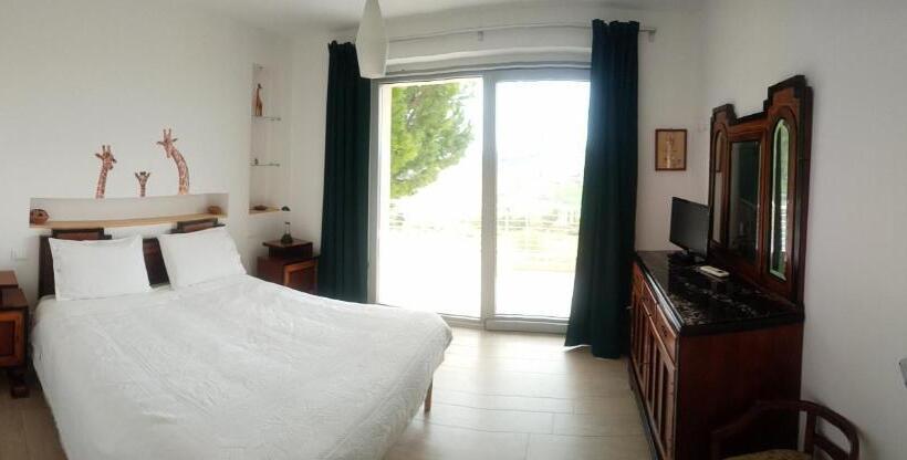 مبيت وإفطار Domus Petrae   Ripatransone