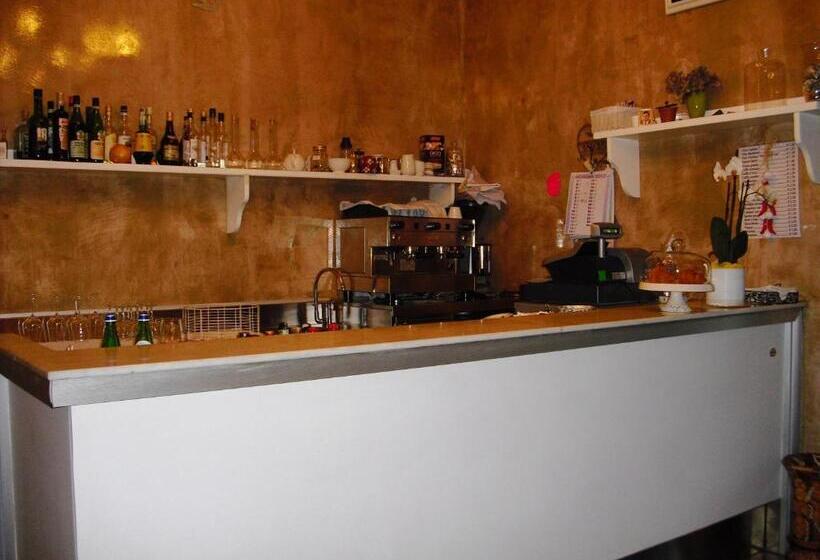 ベッドアンドブレックファースト Girelli Sorelle