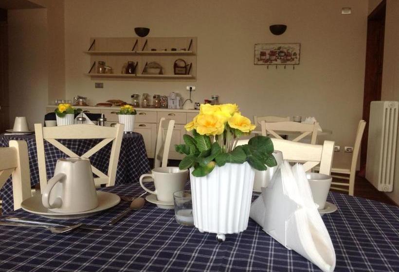 مبيت وإفطار La Corte Di Nonna Gemma   Holiday Home