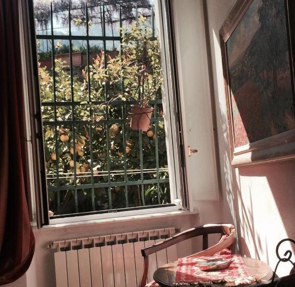 تختخواب و صبحانه La Dolce Vita