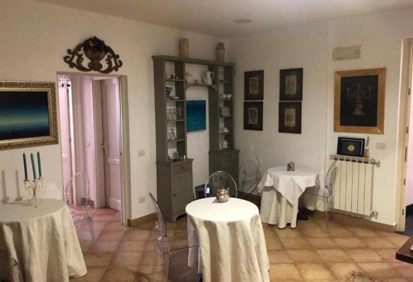 تختخواب و صبحانه La Dolce Vita