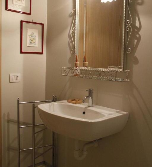 צימר La Salvia E Il Lampone