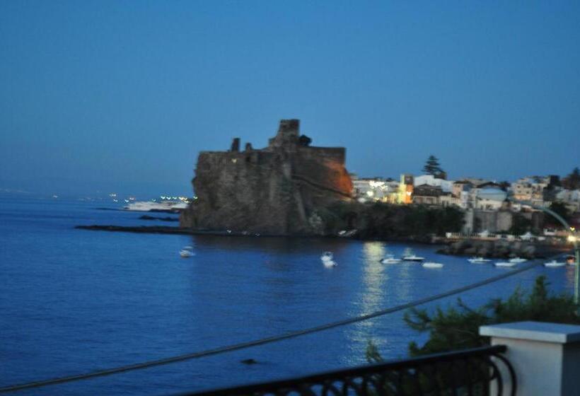 تختخواب و صبحانه La Terrazza