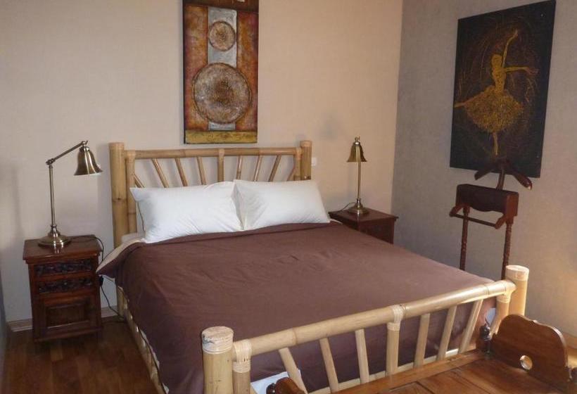 Bed and Breakfast Les Chambres Du Clos Des Capucins