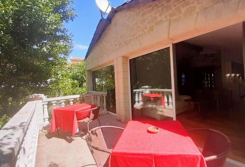 Bed and Breakfast Les Chambres Du Clos Des Capucins