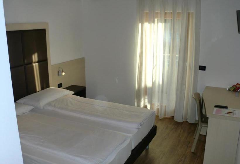 مبيت وإفطار Villa Cameras Room And Breakfast