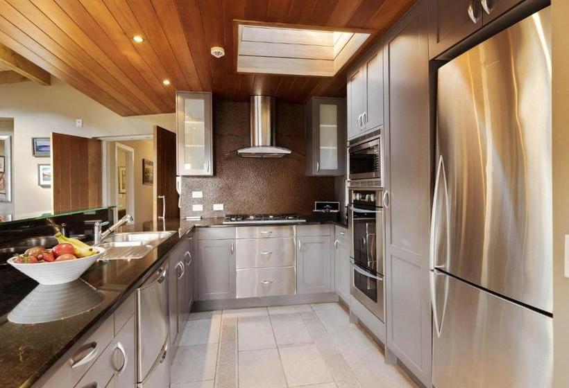 Chambers City Centre Penthouse