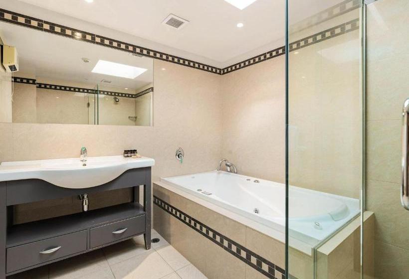 Chambers City Centre Penthouse