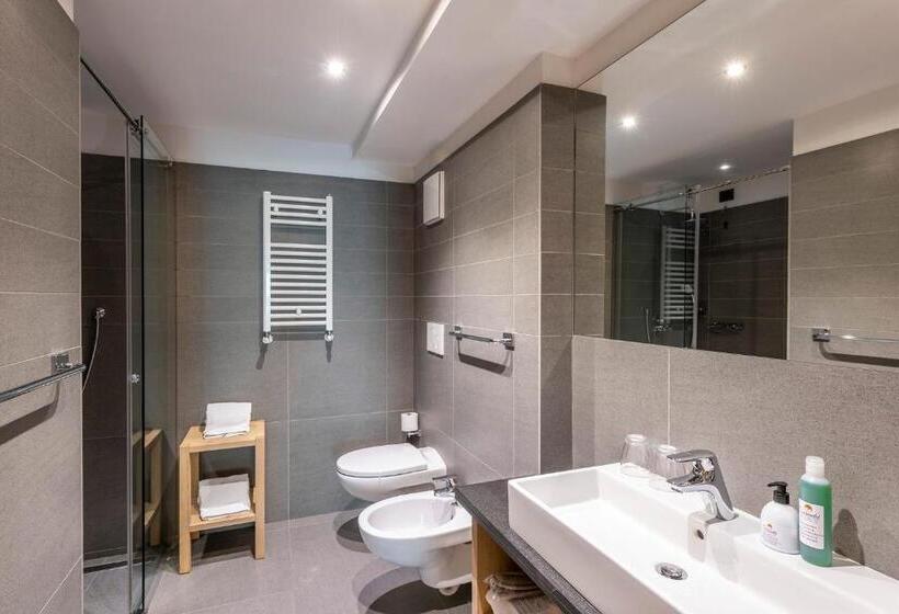 Design & Suite Hotel Ciarnadoi