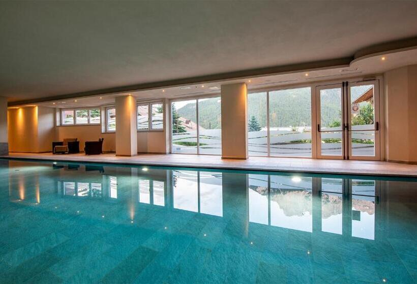 Design & Suite Hotel Ciarnadoi