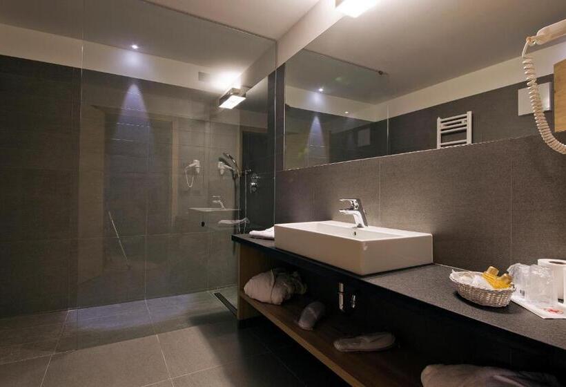 Design & Suite Hotel Ciarnadoi