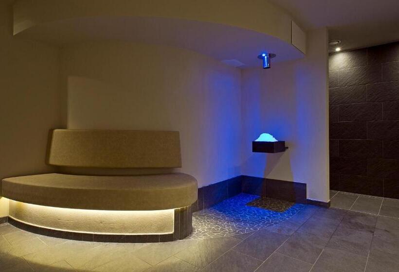 Design & Suite Hotel Ciarnadoi