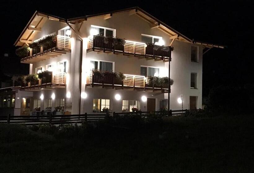 Garnì Aurora Bed And Breakfast