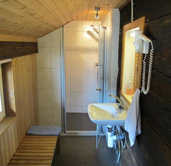 Hostel Rotschuo Jugend  Und Familienferien