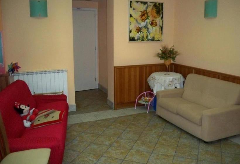 فندق Albergo Corradetti