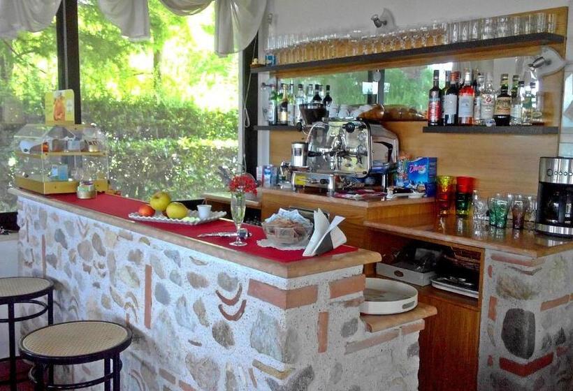 Отель Albergo Il Biancospino