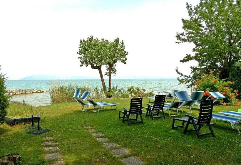 Отель Albergo Il Biancospino