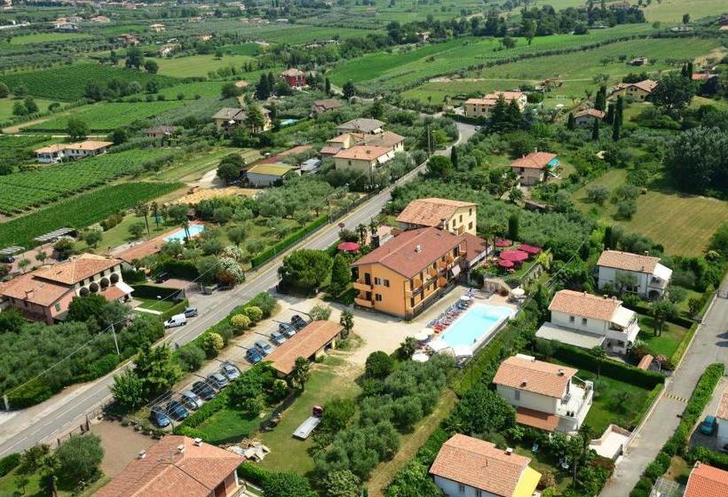 هتل Albergo Panoramica