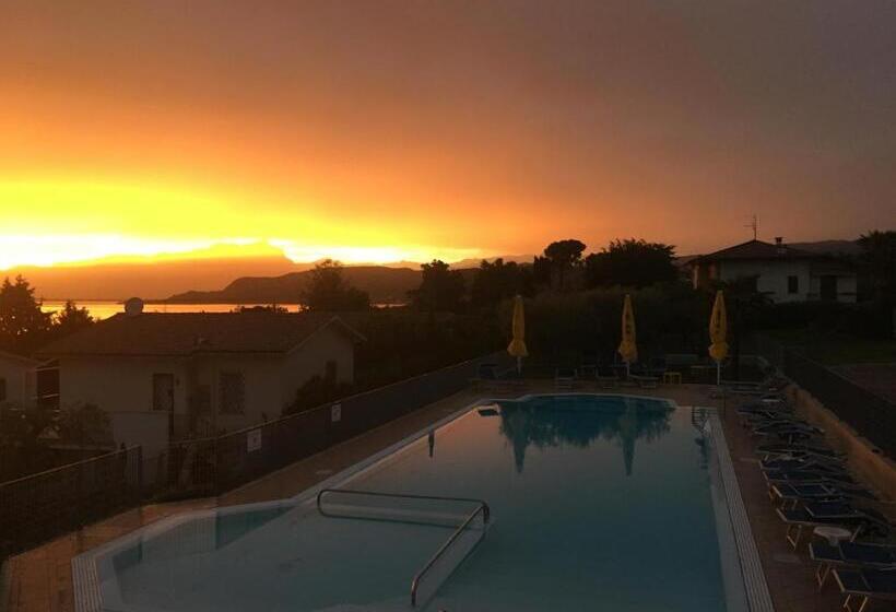 هتل Albergo Panoramica