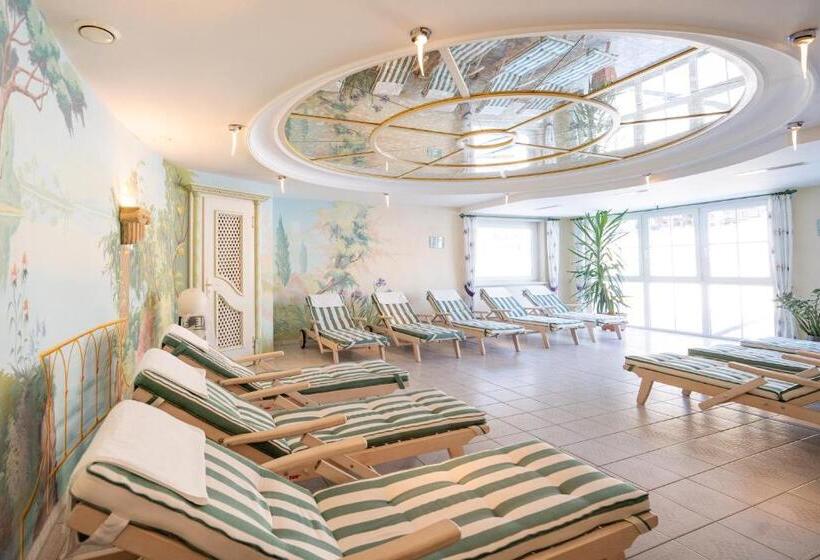 ホテル Alpengasthof Löwen