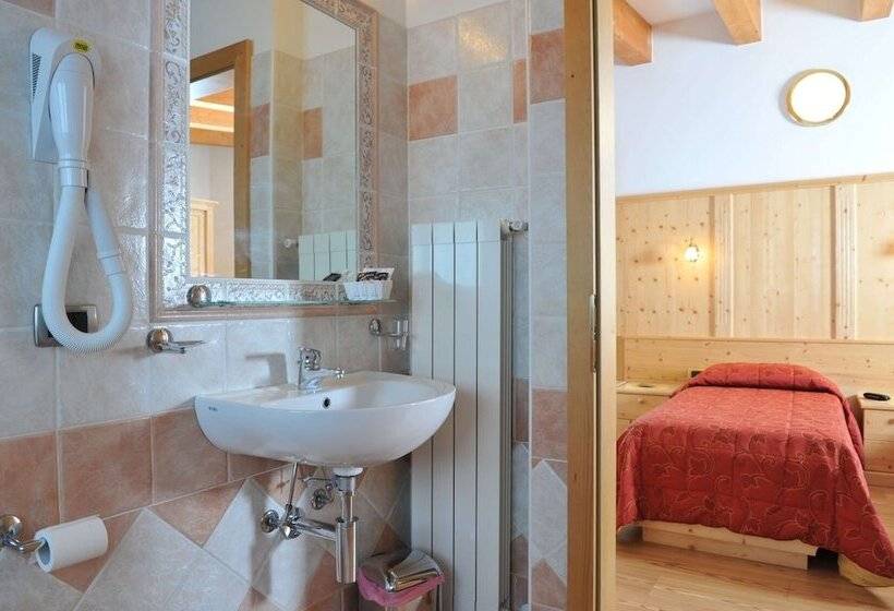 בית מלון כפרי Angelo