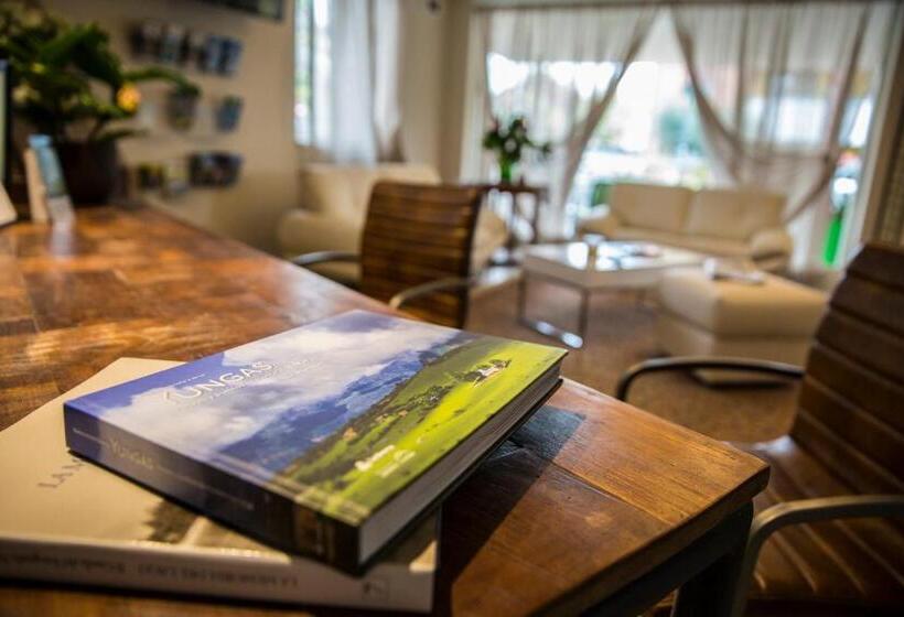 ホテル Buena Onda