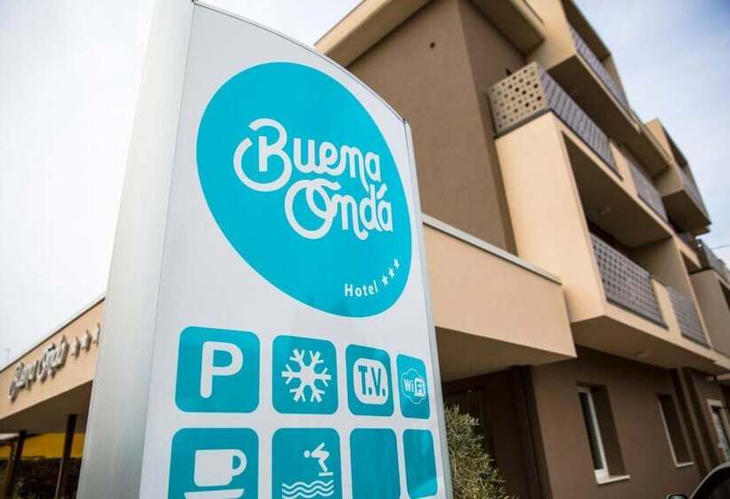 ホテル Buena Onda