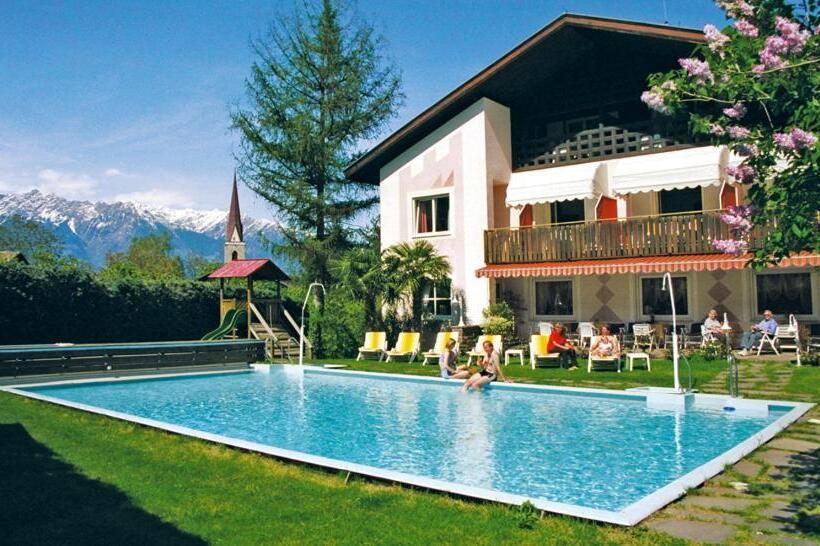 בית מלון כפרי Burgleitenhof