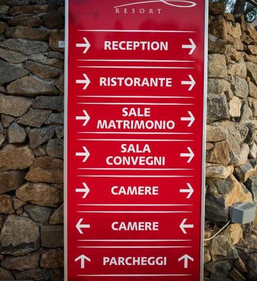 Отель Caposperone Resort